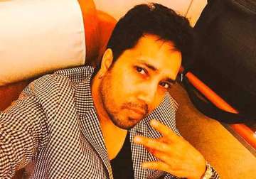 mika singh turns 38 gets wishes galore from b town