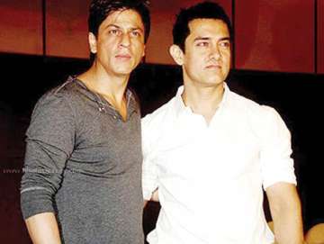 srk aamir to play lead roles in kjo s next film