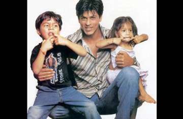fathers are rule breakers risk takers says srk