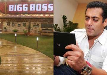 first time ever bigg boss allows contestants to use cell phones inside house