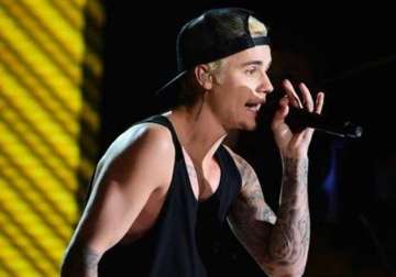 bieber sheeran win first grammys kendrick lamar bags 5 awards