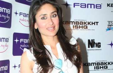 kareena yet to decide about monroe role