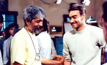 devgn walks out of prakash jha s film