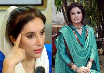 raveena tondon is back with power pack punch will play benazir bhutto on screen