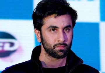 ranbir kapoor discharged from hospiral after minor surgery