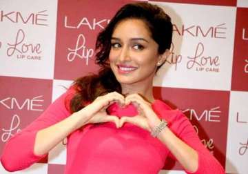 excited shraddha launches lakme s makeup pro app