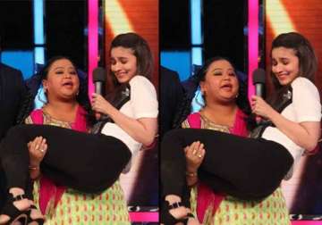 india s got talent 5 now bharti lifts alia bhatt like a baby view pics