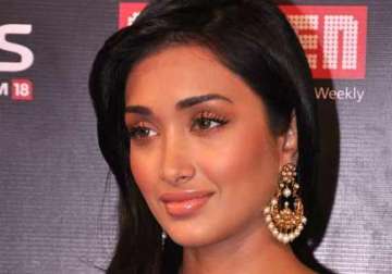 jiah khan suicide case no fingerprints found on ceiling fan view pics