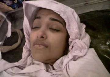 jiah khan s mother claims her soul visited her told she was murdered view pics