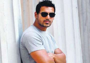 john abraham praises vicky donor team for national awards