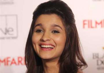 jokes on alia bhatt go viral actress laughs on herself read jokes