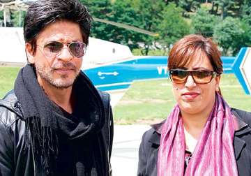 kashmiri lady dsp is shah rukh khan s personal security officer