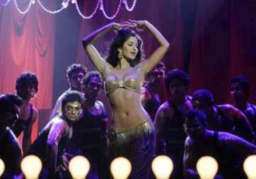 katrina does item song in bodyguard for atul and alvira