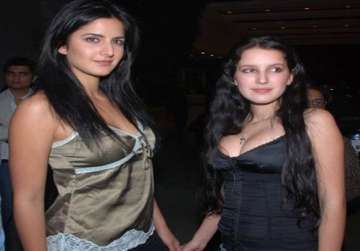 katrina to launch sister isabel in bollywood