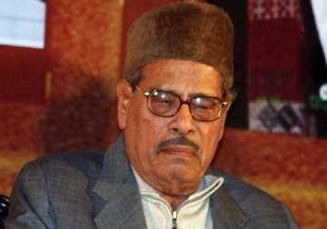 legendary singer manna dey s condition remains critical