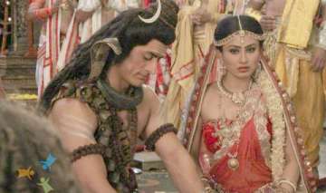 mahadev mohit raina in love with mouni roy