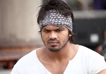 manchu manoj follows in brother s footsteps