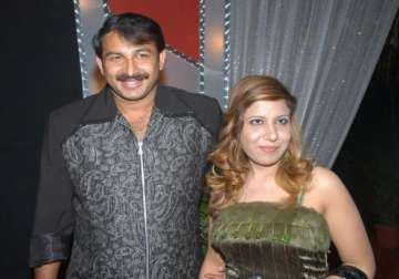 manoj tiwari faces divorce