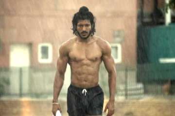 milkha singh charged one rupee for biopic