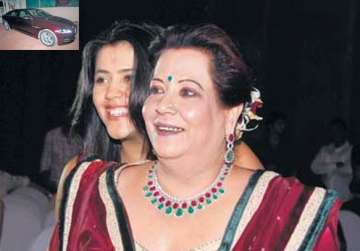 mom gifts ekta a jaguar xjr sedan