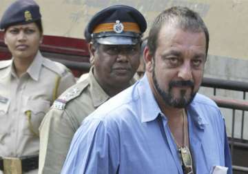 mumbai blasts sc refuses to give time to sanjay dutt surrender