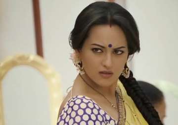 my mother is my biggest critic sonakshi sinha