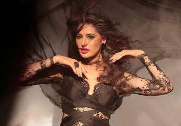 nargis fakhri injured while shooting kick s devil song