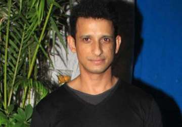 no adult comedies right now says sharman joshi