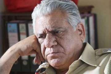 om puri admitted to hospital