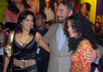 pooja bedi asks father kabir bedi to get out of her house view pics