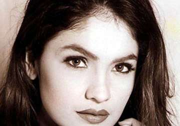 pooja bhatt yet to finalise actress for cabaret