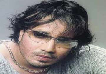 singer mika arrested at mumbai airport released on bail