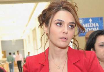preity zinta molestation case witnesses say they are not persons named by wadia