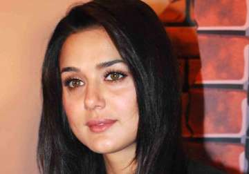 preity zinta on filing f.i.r only protecting myself no intentions to harm anyone