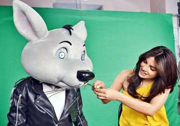 priyanka goes exotic with bheegi billi