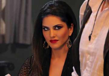 ragini mms 2 collection rs 24.5 cr in three days follows jai ho and gunday
