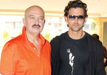 rakesh roshan gets emotional while talking about son hrithik roshan