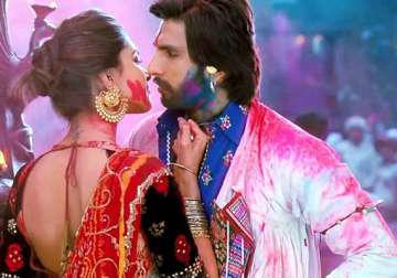 ram leela going strong at box office crosses rs.50 cr see movie stills