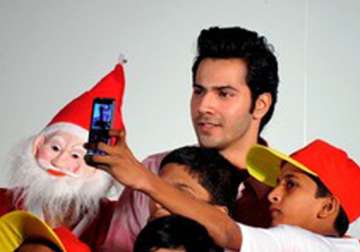 ranbir varun celebrate x mas with cancer struck kids