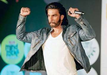 ranveer singh can t stay serious for a long time