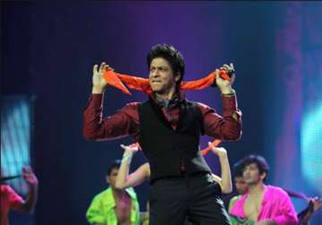 srk to perform in dubai during eid