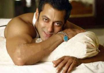 salman khan finds difficult getting into his prem form