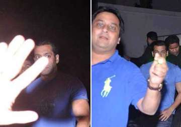 salman khan partied alone on eid view pics