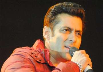 find out who is salman khan s new love interest