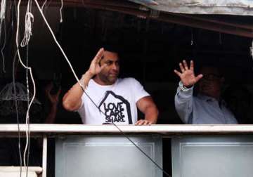 salman khan s fan support him in 2002 hit and run case view pics