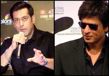 salman khan wants to beat shah rukh khan next year