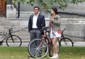 salman imran help katrina in london