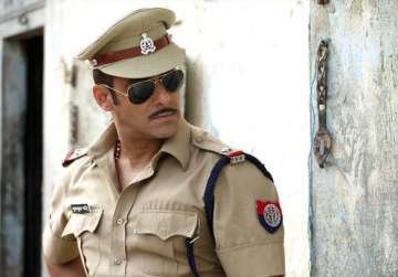 salman prefers to do dabanng 2 before wanted sequel