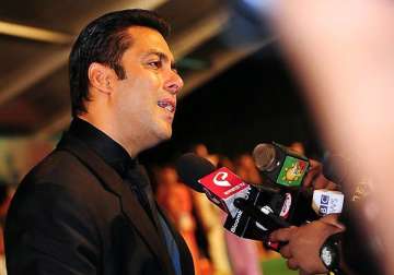salman to attend awards function in toronto
