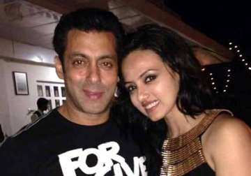 sana khan deeply hurt for being sidelined in salman khan s jai ho view pics